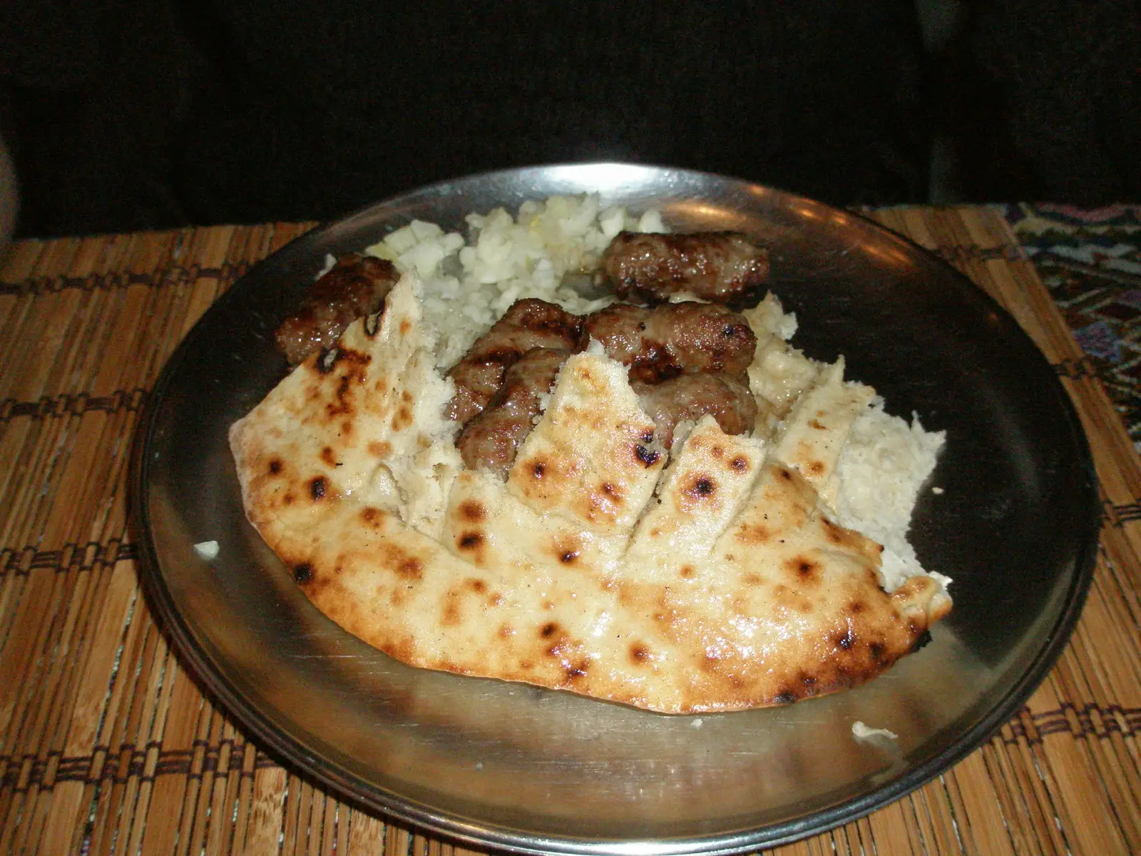 Ćevapi in somun